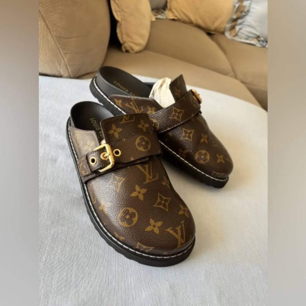 Louis Vuitton Easy Mule Sandals
